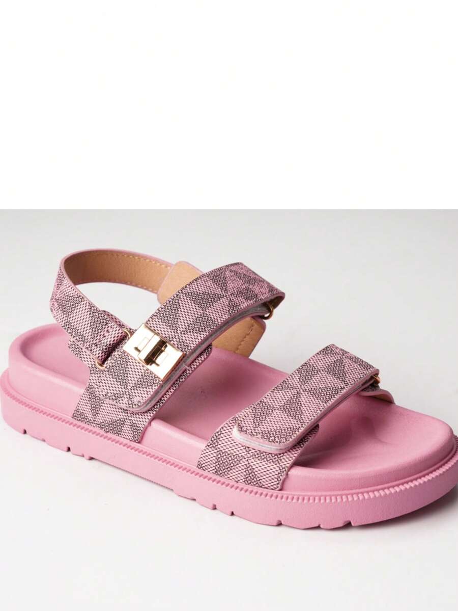 平底凉鞋，简约时尚，适合夏季女士夏季凉鞋