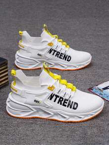 Trendy versátil de los hombres de malla transpirable zapatillas de deporte casual, al aire libre antideslizante resistente al desgaste de fondo grueso zapatos de los hombres de tenis, diseño de la letra de moda de cabeza redonda con cordones zapatos para correr - Blanco - Ver 5