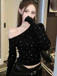 斜肩长袖修身短款上衣，亮片装饰性感女士短款上衣，春秋季新款露肩