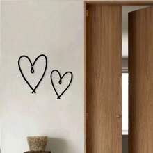 HELLOYOUNG 2pcs/Set Unique Personalized Heart Shape Wall Art - Metal Wall Sign With Chic Aesthetic Design - Perfect Gift For Valentine's Day, Suitable For Home, Living Room, Office, Bar, Kitchen, And Coffee Shop Decor, Ideal For New Year Celebration Decorations Birthday