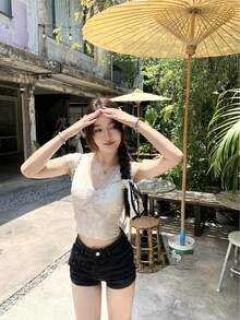 Tipsy Sweet Wine 甜美辛辣創意設計對比蕾絲短袖女款夏季T恤 - 杏色 - 查看 6