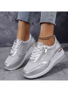 Damen Plateau Sneaker mit rundem Zehenbereich, Goldfarbene Patchwork-Schnürung, Dicker Sohle und Glitzer Absatz