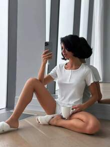 2pcs Women Summer New Solid Color Knitted Ribbed Soft Cozy Round Neck Short Sleeve T-Shirt And Shorts Loungewear Set, Suitable For Home Use