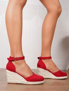 女士仿皮坡跟凉鞋，夏季假日红色套脚圆头3.15英寸高跟鞋，舒适编织草镂空鞋底平底鞋 - 紅色 - 查看 7