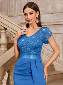MIUSOL Vestido Ajustado Elegante para Cóctel con Body de Encaje con Lentejuelas, Mangas Abullonadas y Abertura en el Muslo