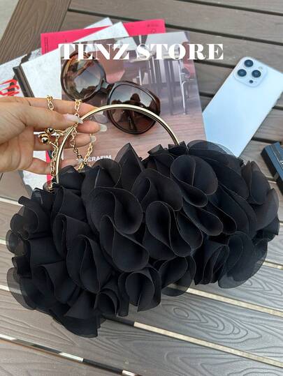 Bolsa de mão feminina elegante, grande, preta, floral, plissada, de cetim, para festa à noite – Bolsa chique de chiffon com pétalas e alça de corrente, serve para celulares tamanho ProMax e itens essenciais, perfeita para noivas, casamentos, encontros, bailes de formatura, festas de formatura, galas de primavera, casamentos, coquetéis e ocasiões especiais (padrão aleatório)