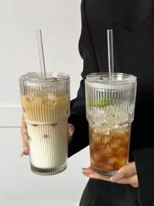 1pc Transparent Glass Cup, With Striped Pattern Lid And Straw, Elegant Glass Drinking Cup With Lid And Straw, Vertical Stripe Design, Portable And Simple Style Cup For Water, Tea Or Coffee, Stylish Home Drinking Glass Suitable, With A Highly Attractive Ins Style, Comes With A Round Shape, With A Capacity Of 600 Ml, For Coffee, Juice And Tea, Perfect Choice For Home And Restaurant, Mother's Day And Easter Gift.