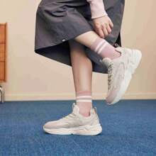 XTEP Zapatillas gruesas Xtep para mujer, con suela gruesa, ligeras, antideslizantes, versátiles y casuales, modelo 876318320050