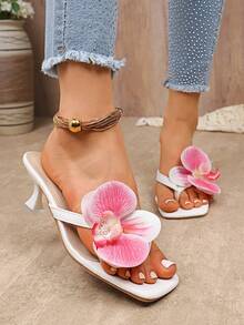 نعال صنادل نسائية بكعب عالي مزينة بالأزهار، أحذية صيفية خارجية موضة 2025، جديدة, أحذية موصى بها من المؤثرين للسفر والشاطئ - أبيض - مشاهدة 2