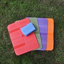 1 pieza Cojín de asiento de espuma XPE colorido para exteriores - Portátil, plegable e impermeable - Alfombra de picnic, azul, naranja, verde, rojo, adecuada para camping, senderismo y de rodillas cómoda