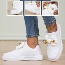 Baskets décontractées pour femmes avec lacets, décor de fleur dorée et nœud. Chaussures polyvalentes confortables et antidérapantes, idéales pour les événements extérieurs et le port quotidien, toutes saisons