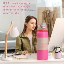OwaIa Rose Red Large Capacity 32OZ/945ml One Hand Press Open Lid Sports Kettle - Double Drink Stainless Steel Outdoor Sports Kettle With Straw, Double Insulated 100% Leak-Proof Vacuum Bottle, Frosted Non-Slip Travel Cup - Large Capacity 32OZ/945ml - Perfect For Sports Gym, Hiking, Car, Beach Or Outdoor Adventure - 玫紅色 - 查看 6