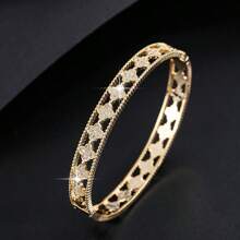 1pc Minimalist Elegant Zirconia Crystal Flower Bracelet, Unique Gift For Women