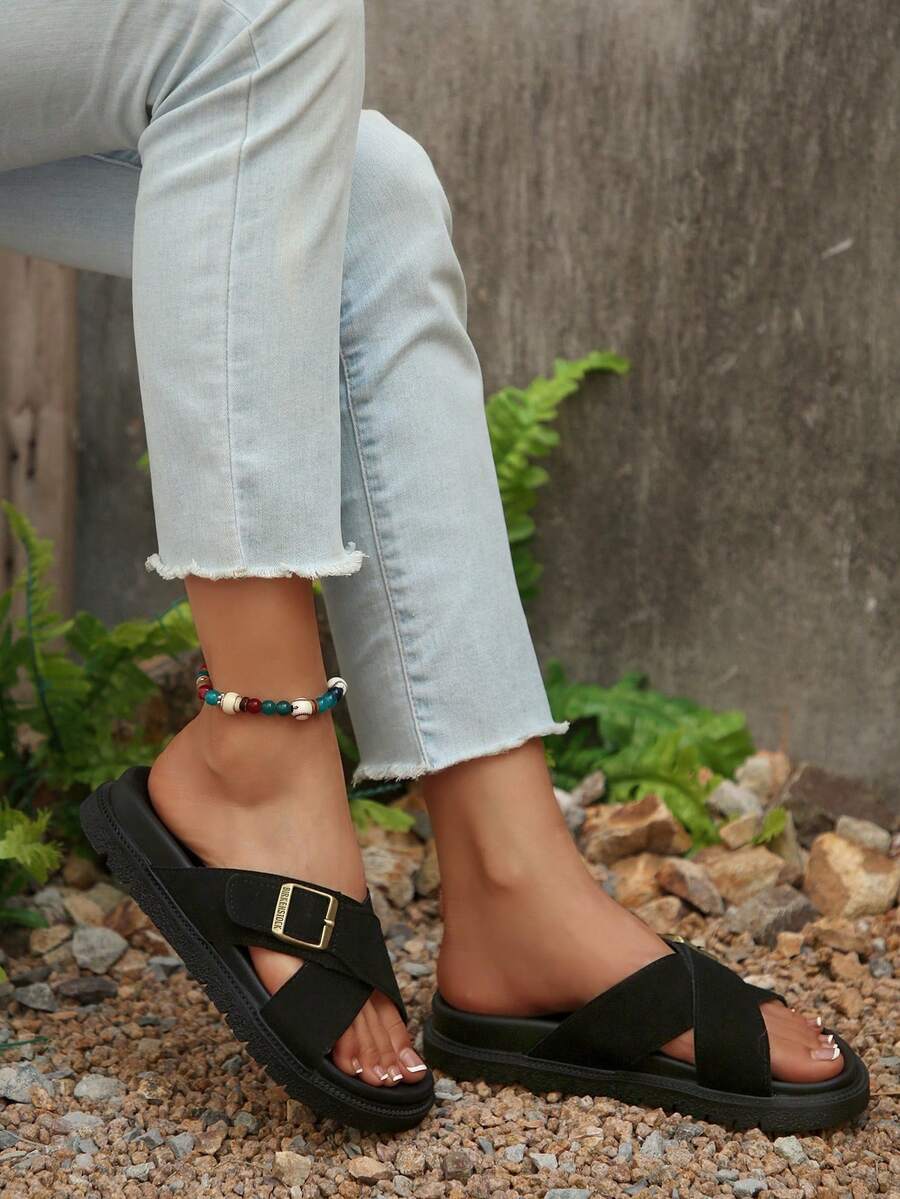 Women's Flat Slippers, New Summer Strap Crossover Buckle Black Beach Flip Flops, Outdoor Wear - Black - View 1