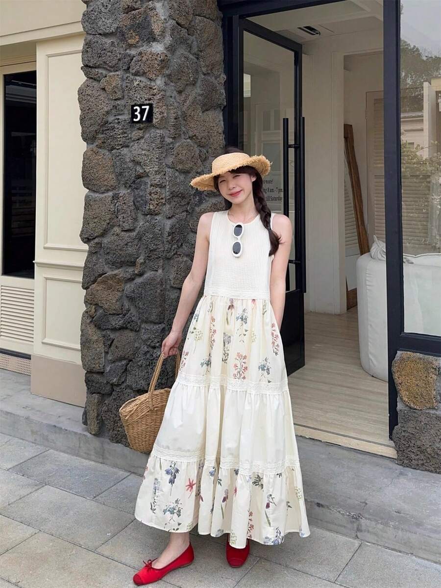 2025 New Summer French Style Sweet Craft Design Lace Patchwork Two-Tone Ditsy Floral Sleeveless Dress For Women,