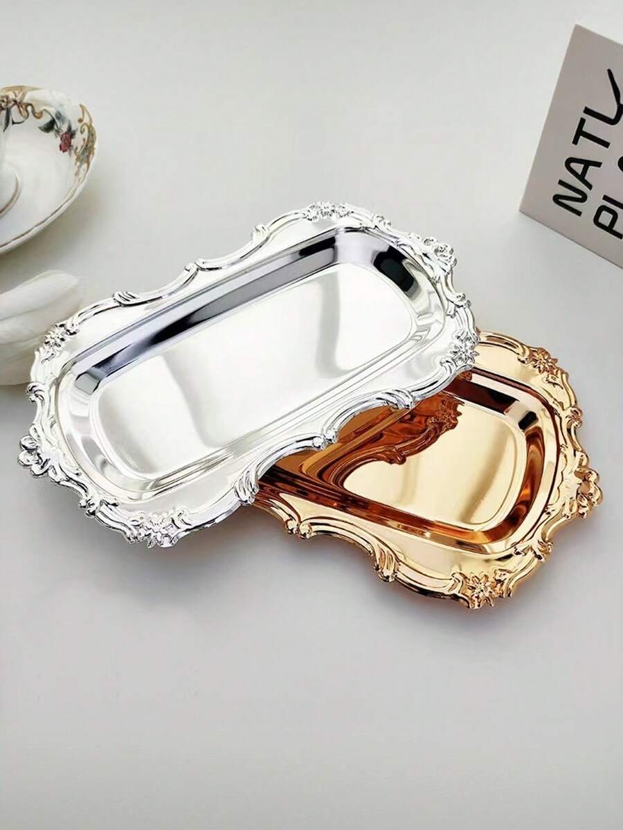 1pc Luxury Carved Oval Metal Tray, Elegant Gold & Silver Detailing, Suitable As Decor Or Storage, Ideal For Holiday Parties, Kitchen, Living Room, Wedding, Anniversary, Exhibition, Candlelight Dinner, Bar, Home Decor