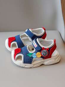 1 Pair Fashion Hollow Vamp Caterpillar Cartoon Kids Sports Sandals Non-Slip Soft Bottom Shoes, Suitable For Summer