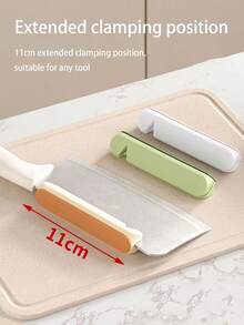 1 件多功能切菜板和磨刀器 2 合 1 厨房工具，切蔬菜、肉、鱼、骨头时保护双手，省时省力，适用于任何刀具、厨房配件，适合家庭厨房、餐厅、节日礼物