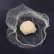 paquete de 20 piezas de redecillas de cabello ultra finas color café, para moños, ballet, danza, enfermería, con sujetadores de cabello elásticos para coletas, scrunchies, ligas de goma para el cabello
