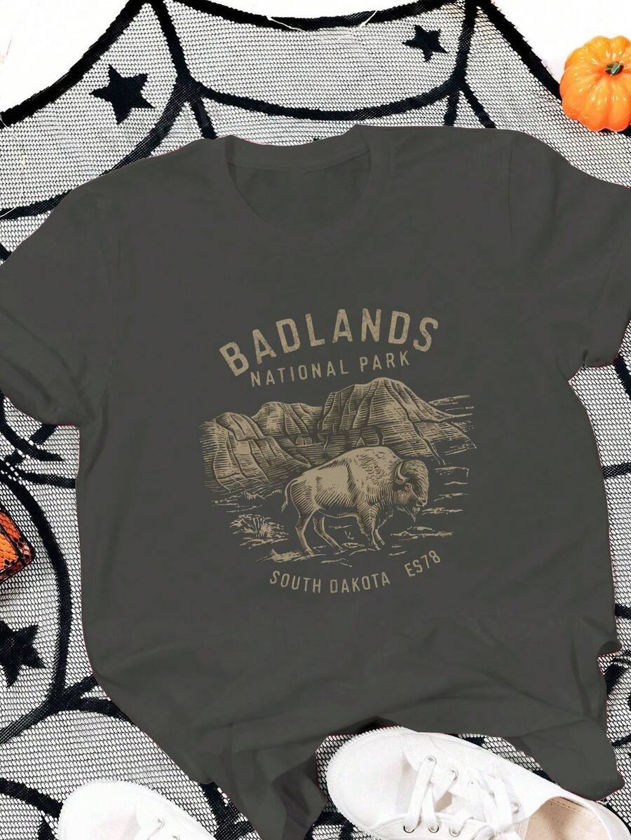 Bison BADLANDS NATIONAL PARK Illustration Pure Cotton Women's T-Shirt Comfort Fit - Dark Grey - View 1