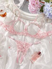 2pcs/Set High Quality French Hollow Out Ditsy Floral Embroidery Sexy Women Lingerie Set - Pink - View 1