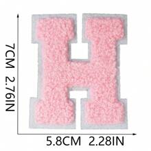 26 Remendos de Letras para Passar a Ferro, Letras Chenille A-Z Remendos Decorativos Bordados Personalizados para Costura em Roupas, Reparação de Bonés, Camisas, Sapatos, Denim, Bolsas (Rosa)