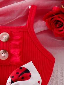Conjunto de 2 piezas para bebé niña: Vestido de verano con volantes en el bajo y lazo decorativo, body a contraste con cierre de lazo y scrunchie de pelo con estampado de mariquita - Rojo y blanco - Ver 7