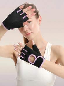 1 Pair Of Fitness Breathable Sports Men's And Women's Basketball Dumbbell Weightlifting Training Gloves, Horizontal Bar Cycling Half Finger Wrist Guard Half Finger Anti Slip Sports Gloves, Women's Fitness Gloves Gym Accessories, Sport, Gym, Home Exercise, Women's Gym Gloves, Boxing Gloves, Gym Gloves, Gym Gloves, Men's Gym Gloves