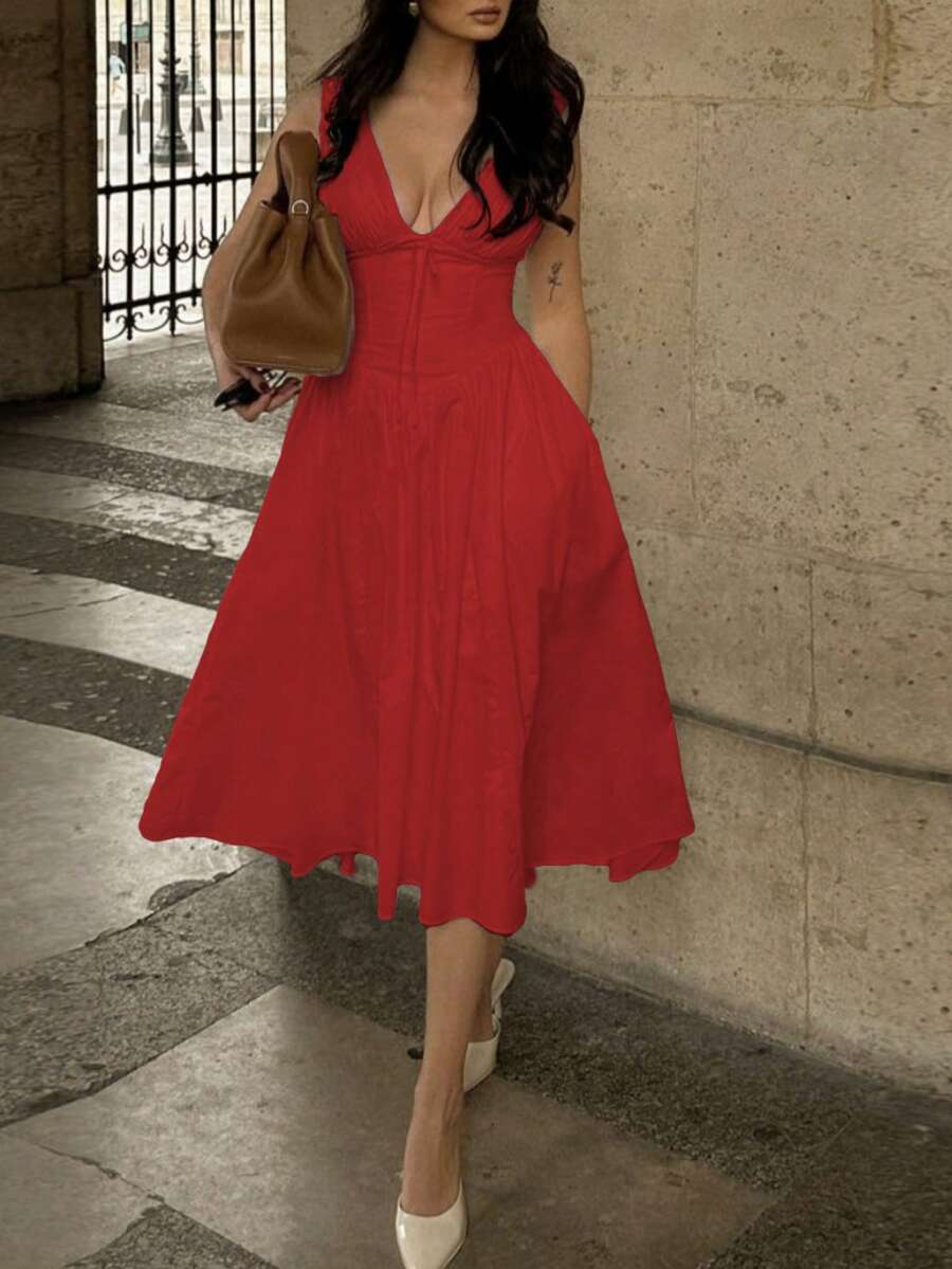 2025 新款复古性感 V 领收腰蝴蝶结雪纺连衣裙，A 字腰中长款海滩太阳裙，鸡尾酒会假日露背礼服