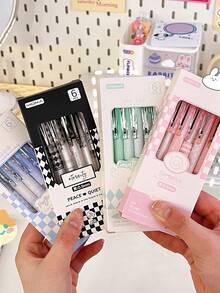 6入組棋盤格中性筆套裝僅有奶油格紋系列0.5mm圓珠筆黑色顏色墨水適用於寫作