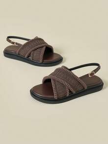 Giày sandal đế dày một mảnh có khóa cài, thích hợp đi biển, mũi hở, đế xuồng, phong cách bohemian cổ điển, đế mềm, chống trơn trượt, màu nâu cà phê, lưới dệt tua rua, giày thể thao thường ngày, đế xuồng mềm mùa hè, kiểu dáng mới xuân/thu 2026, giày La Mã quai chéo một mảnh, cỡ 33-34 (nhỏ), cỡ 42 (lớn), cỡ giày nữ ngoại cỡ 41-43. - Cà phê nâu - Xem 3