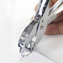 1 件装手持式金属起钉器、文具起钉器、无损办公起钉器、返校、学校用品