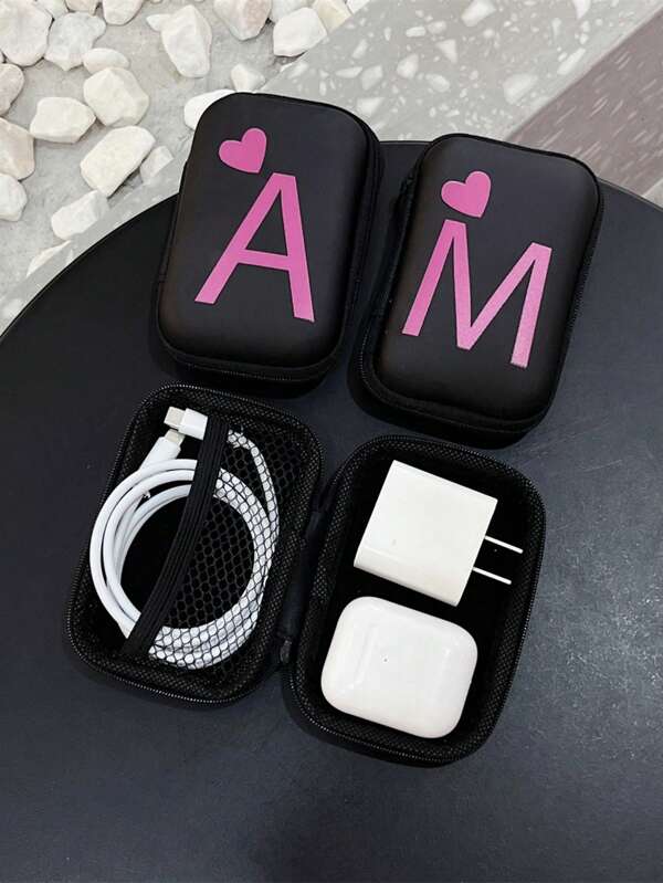 1 Stück Reißverschluss schwarze Datenkabel Aufbewahrungstasche, UV-bedruckter Organizer mit 26 großen Herzbuchstaben A/B/C/D/E/F/G/H/Y/J/K/L/M/N/O/P/Q/R/S/T/U/V/W/S/Y/Z für Kabel/Ladegeräte/Ohrhörer