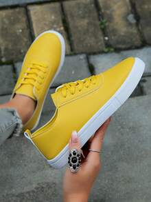 Women's White Platform Canvas Sneakers, Thick Sole Casual Sports Shoes, Net Celebrity Style, Non-Slip Elevated Leather Casual Shoes For Students - Yellow - View 4