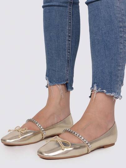 CLASSIC LOW PU BALLERINA WITH BOW AND RHINESTONE BAND ELEGANT AND SPORTY