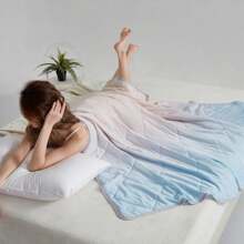 1 buc. Cuvertură de vară, răcoritoare, cu gradient minimalist, pătură ușoară, respirabilă, pentru cei care dorm cald, potrivită pentru utilizarea AC în dormitor și activități în aer liber