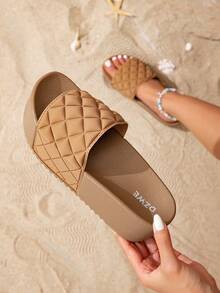 Summer New Arrival Women's Fashionable Diamond Pattern Thick-Soled Height Increase Slippers, Suitable For Outdoor Beach Comfortable And Slippers - 卡其色 - 查看 3