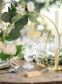 10 piezas/2 piezas - Guirnalda metálica dorada con base de madera - Decoración circular DIY elegante para bodas, fiestas y cumpleaños - Diseño artesanal con rosas artificiales y hojas verdes, sin necesidad de electricidad, decoraciones de cumpleaños | Centros de mesa decorativos | Diseños hechos a mano, decoraciones de boda