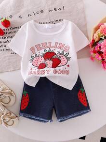 Set de 2 piezas de camiseta de manga corta con estampado de fresa y shorts vaqueros con bolsillo doble con bordado de fresa para niñas jóvenes - Blanco - Ver 3