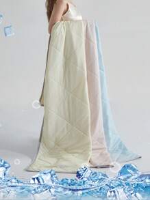 1 buc. Cuvertură de vară, răcoritoare, cu gradient minimalist, pătură ușoară, respirabilă, pentru cei care dorm cald, potrivită pentru utilizarea AC în dormitor și activități în aer liber