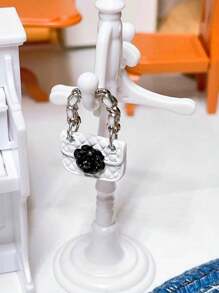 Vestido mini con tirantes de moda y dije de muñeca, 3/1 pieza - Accesorios DIY para decoración de bolsos en miniatura (no se incluye la correa del bolso, se puede hacer DIY como collar o bandolera) - Juego de accesorios de moda adorables para mejorar instantáneamente una casa de muñecas, tamaño en miniatura (consultar el tamaño en las imágenes, tener cuidado para quienes les importe el tamaño)