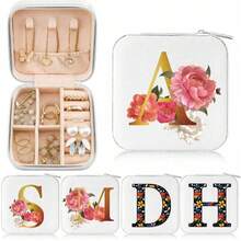 صندوق مجوهرات من الجلد الصناعي مزخرف بزهور مع 26 حرفًا، مناسب كهدية، مزود بأجزاء قابلة للإزالة وحجم محمول