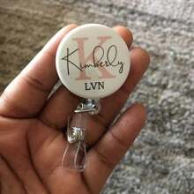 Spersonalizowany bębenek na identyfikatory, niestandardowy pielęgniarski zwijany uchwyt na identyfikatory, karabińczyk na identyfikator pielęgniarki, smycz na identyfikator, prezent dla personelu pielęgniarskiego, stetoskop