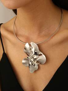 1pc Women's Punk Style Pleated Pendant Choker Necklace, Fashionable Accessory For Music Festivals, Gatherings, Parties And Daily Wear - Silver - View 3