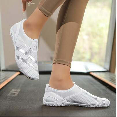 Giày Aqua khô nhanh mới 2025 dành cho nữ, giày thể thao thể dục để bơi ngoài trời trên bãi biển