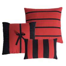 7 Pieces Comforter Set, Luxury Ruched Design Bed In A Bag For Bedroom, 1 Comforter, 2 Pillowcases, 3 Decor Pillows, 1 Bedskirt - 酒紅色 - 查看 6