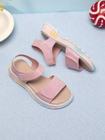 1 双粉色时尚舒适防滑露趾闪光休闲凉鞋，适合女孩室内和室外活动，百搭沙滩鞋，可调节钩环设计适合小脚和大脚