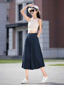 Plus Size Women Summer Pants, Casual Fabric Solid Color With Pockets, Loose Fit Wide Leg Capri Pants, Suitable For Daily Casual, Outdoor And Resort Wear, Minimalist Style