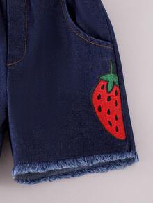Set de 2 piezas de camiseta de manga corta con estampado de fresa y shorts vaqueros con bolsillo doble con bordado de fresa para niñas jóvenes - Blanco - Ver 7