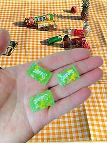 10pcs/20pcs Mini Artificial Snack Paillette Sweet Candy Chip Bags, Various Hot Selling DIY Jewelry Accessories, Creative Earring Charms, Resin, Food Themed Craft Parts, Phone Cases DIY Materials, Accessories For Blyth Ob11 Dolls(The Product Is Not Magnetic)